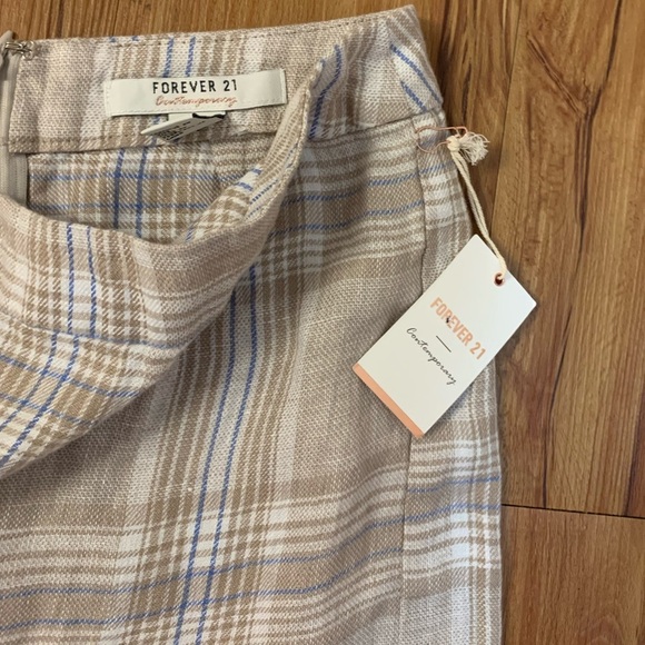 Forever 21 Contemporary Mini 100% Linen Skirt - Picture 3 of 8